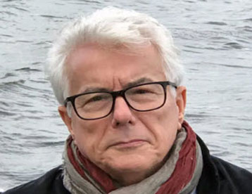 Author Ken Follett.